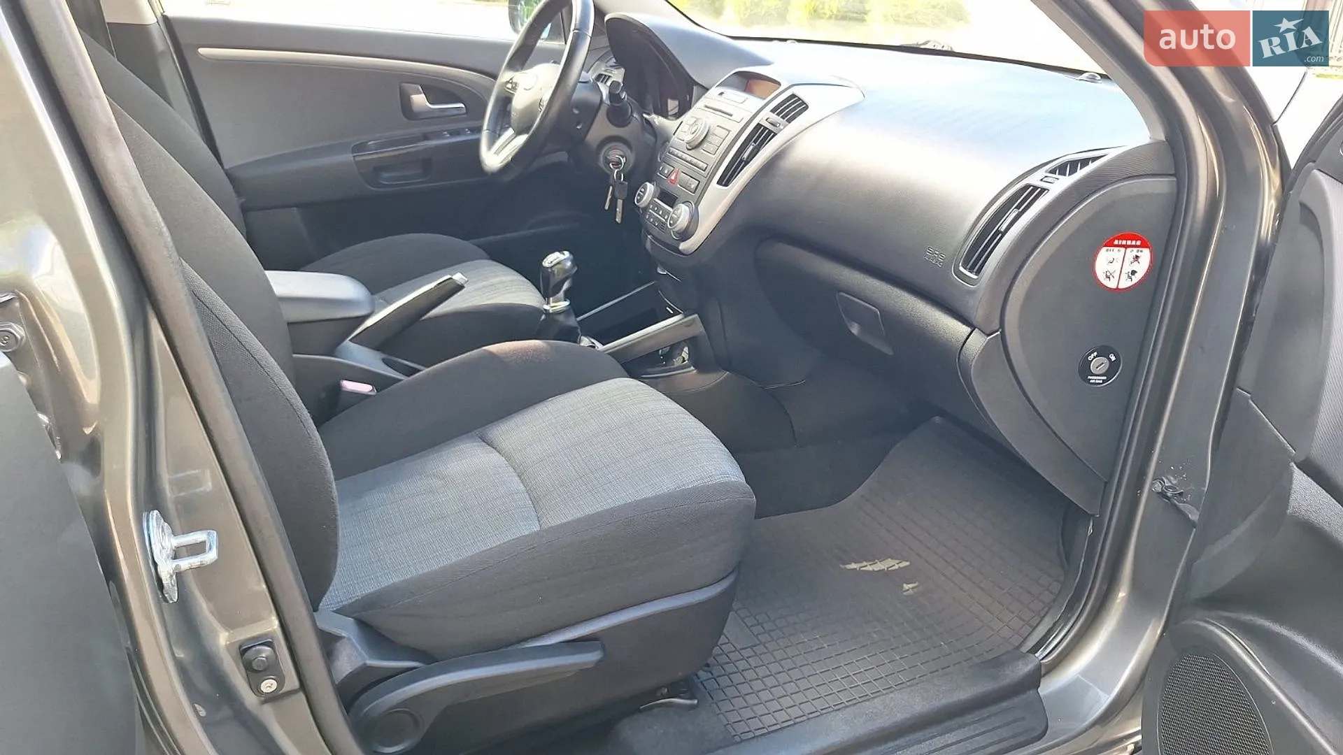2011 Kia Cee'd - мініатюра 40