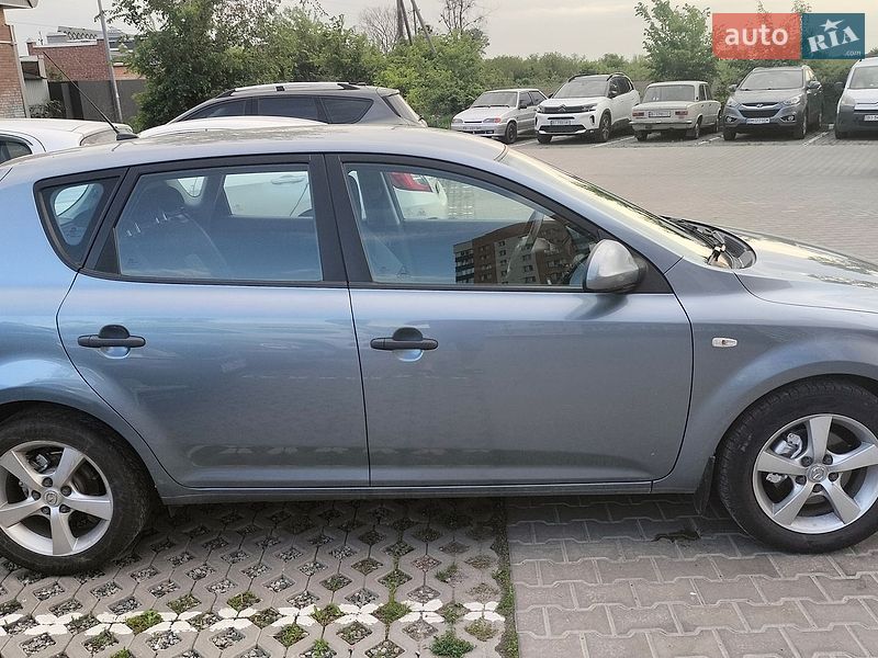 Хетчбек Kia Ceed 2007 в Полтаві фото 9 Хетчбек Kia Ceed 2007 в Полтаві
