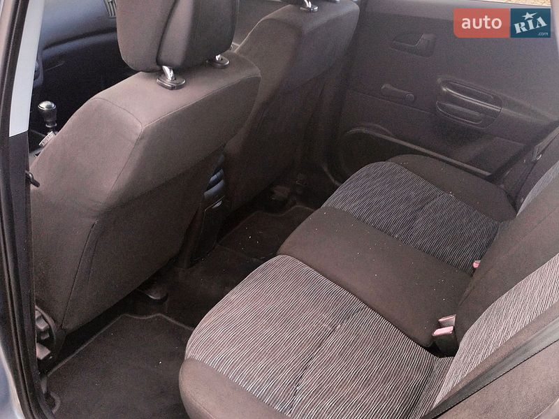 Хетчбек Kia Ceed 2007 в Полтаві фото 4 Хетчбек Kia Ceed 2007 в Полтаві
