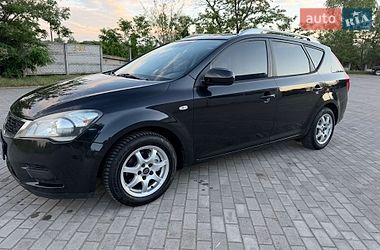 Універсал Kia Ceed 2010 в Кривому Розі