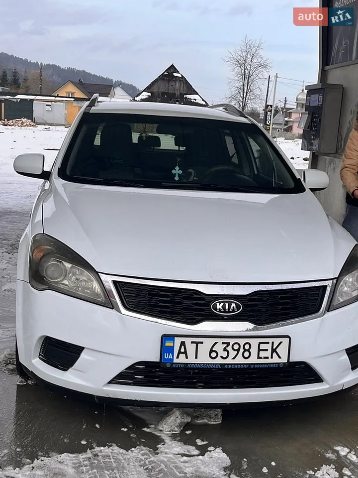 2010 Kia Cee'd - мініатюра 11