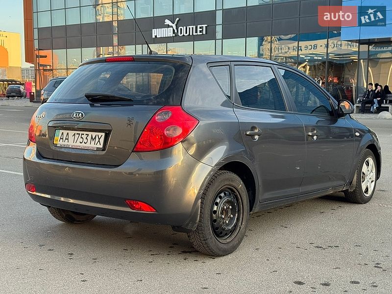 Хэтчбек Kia Ceed 2008 в Киеве фото 6 Хэтчбек Kia Ceed 2008 в Киеве