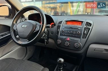 Хэтчбек Kia Ceed 2008 в Киеве фото 13 Хэтчбек Kia Ceed 2008 в Киеве