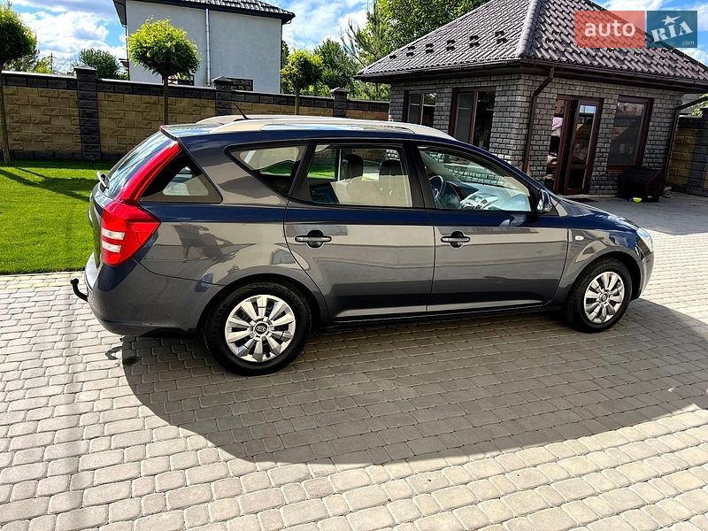 Універсал Kia Ceed 2008 в Луцьку