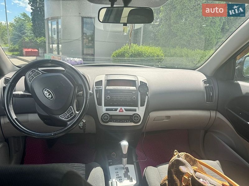 Хетчбек Kia Ceed 2008 в Вінниці