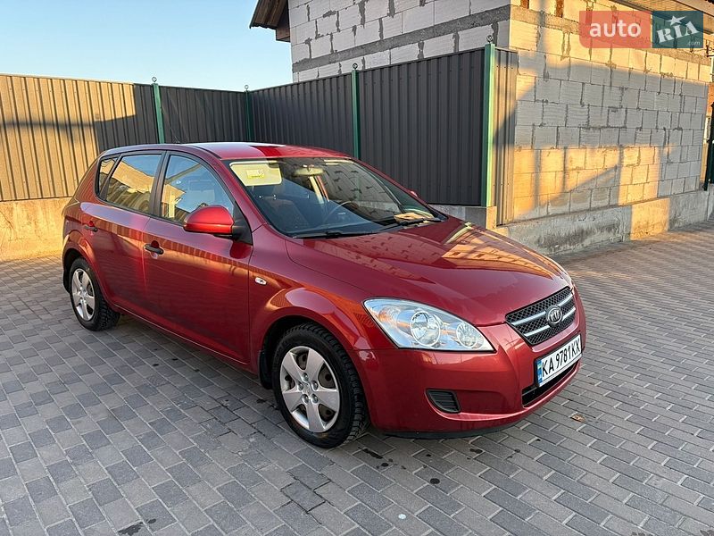 Универсал Kia Ceed 2008 в Киеве