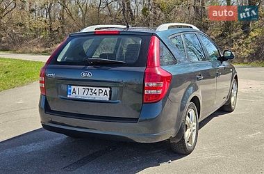 Универсал Kia Ceed 2008 в Обухове