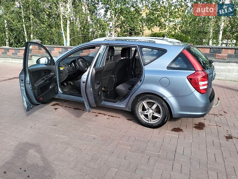 Універсал Kia Ceed 2008 в Рівному