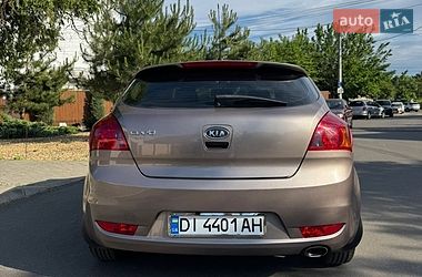 Хэтчбек Kia Ceed 2009 в Одессе
