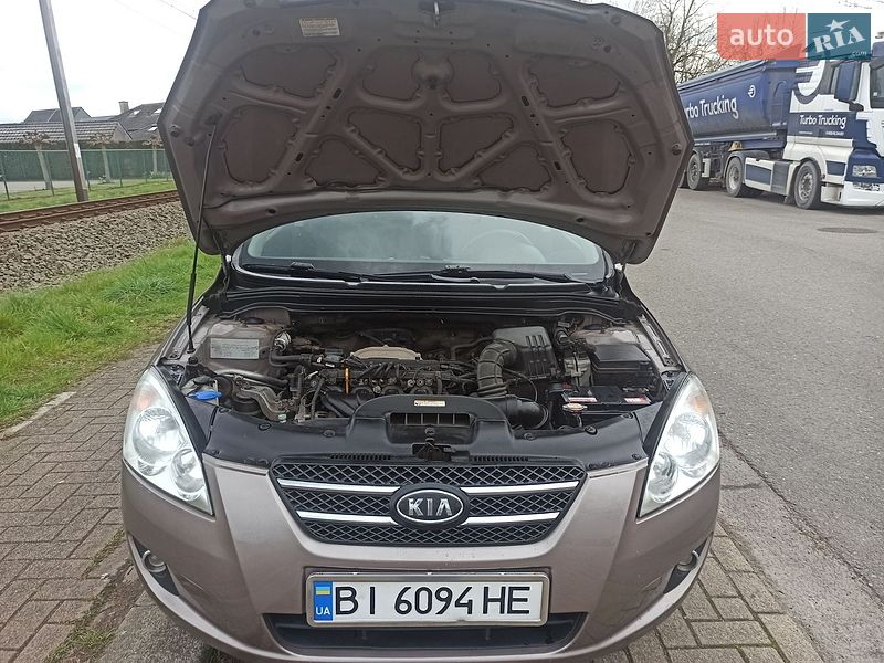 Хэтчбек Kia Ceed 2008 в Полтаве