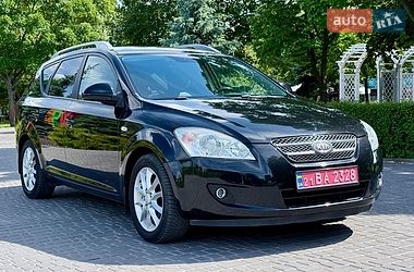 Універсал Kia Ceed 2008 в Кам'янському