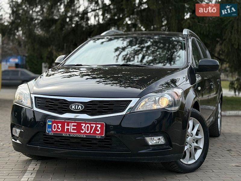 Універсал Kia Ceed 2011 в Луцьку