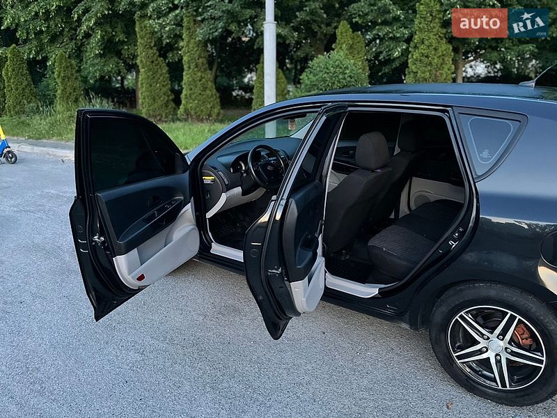 Хетчбек Kia Ceed 2008 в Києві