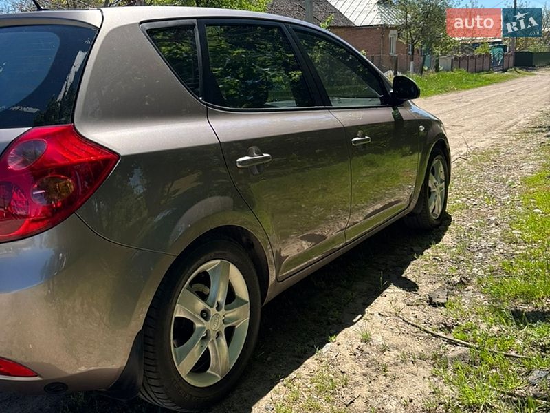 Хетчбек Kia Ceed 2007 в Гайсину