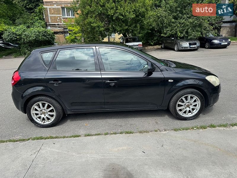 Хэтчбек Kia Ceed 2006 в Днепре фото 3 Хэтчбек Kia Ceed 2006 в Днепре