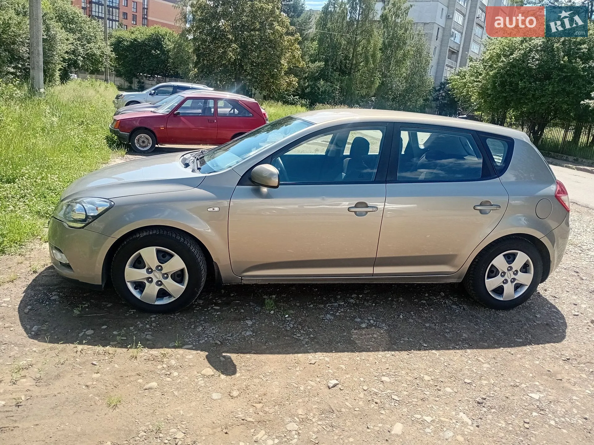 2011 Kia Cee'd - фото 1