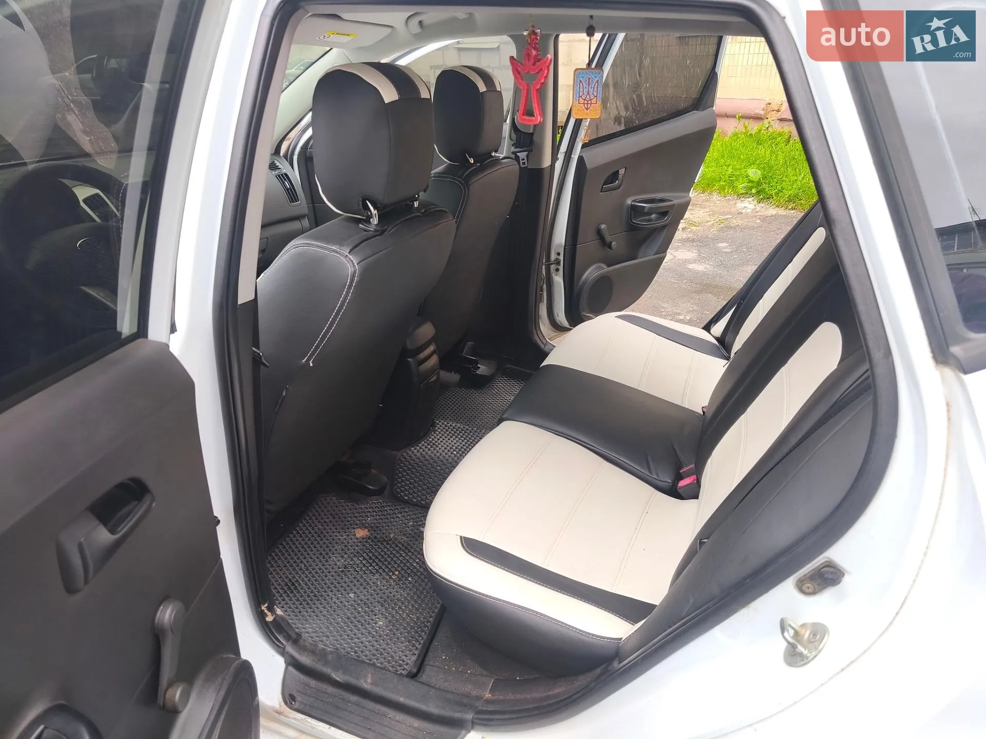 2010 Kia Cee'd - мініатюра 16