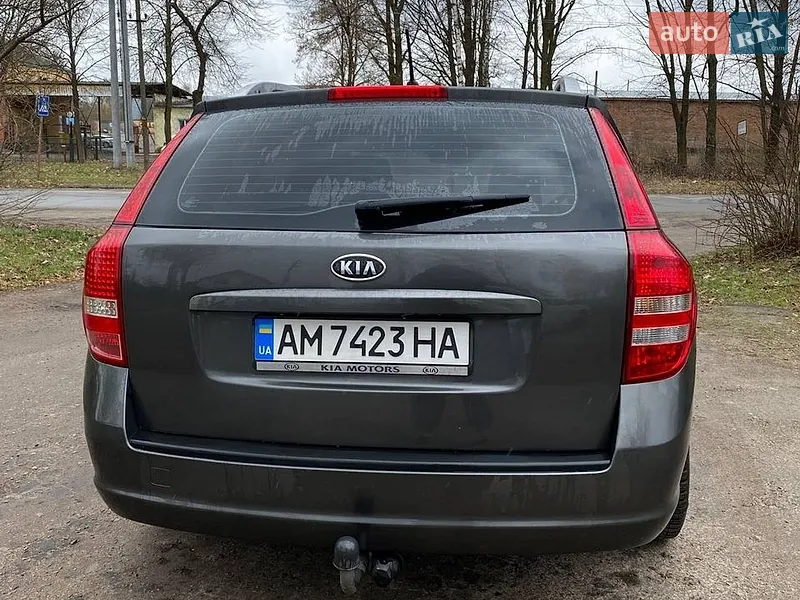Kia Ceed 2011