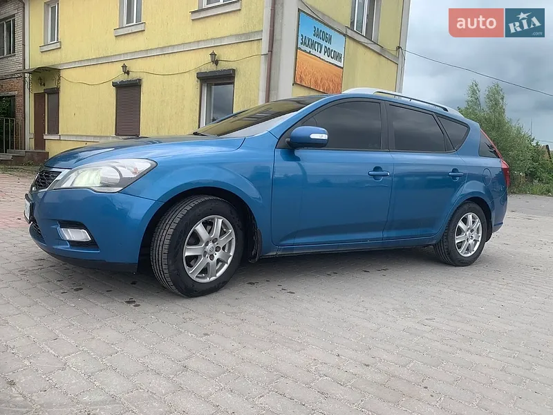 Kia Ceed 2011