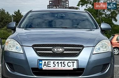 Хэтчбек Kia Ceed 2007 в Днепре фото 2 Хэтчбек Kia Ceed 2007 в Днепре