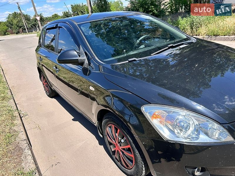 Хетчбек Kia Ceed 2007 в Кривому Розі фото 8 Хетчбек Kia Ceed 2007 в Кривому Розі
