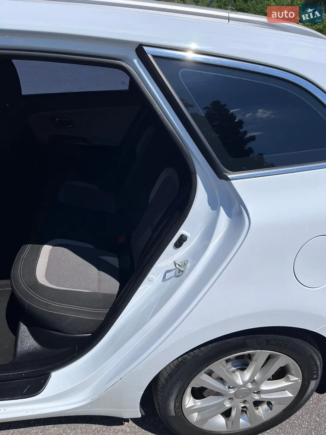 2013 Kia Cee'd - мініатюра 13