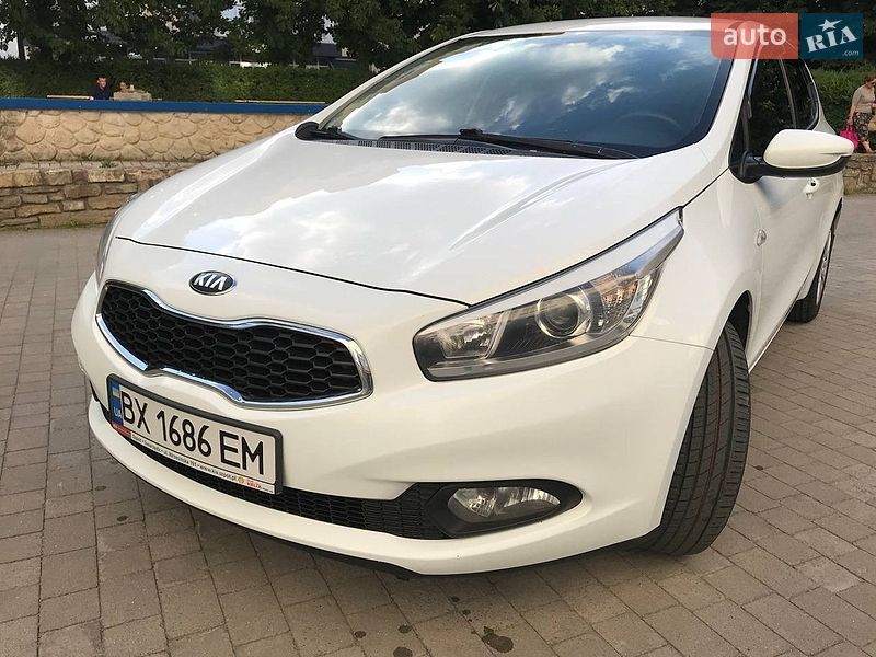 Хэтчбек Kia Ceed 2012 в Хмельницком