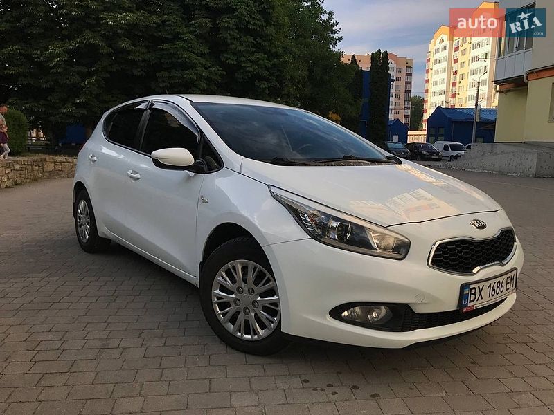 Хэтчбек Kia Ceed 2012 в Хмельницком