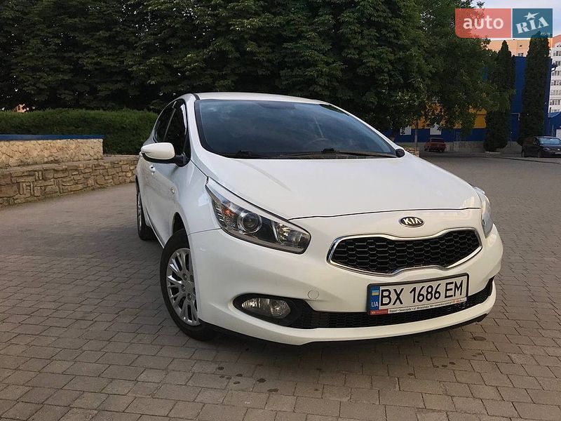 Хэтчбек Kia Ceed 2012 в Хмельницком