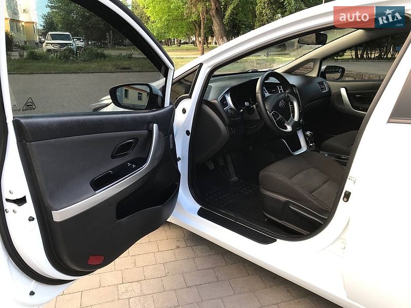 Хэтчбек Kia Ceed 2012 в Хмельницком