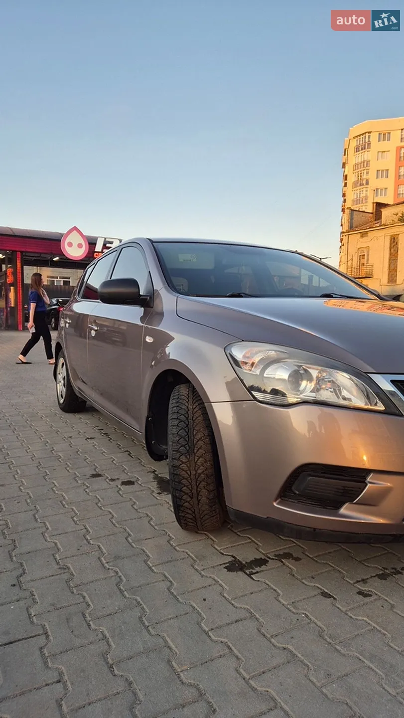 2012 Kia Cee'd - мініатюра 5