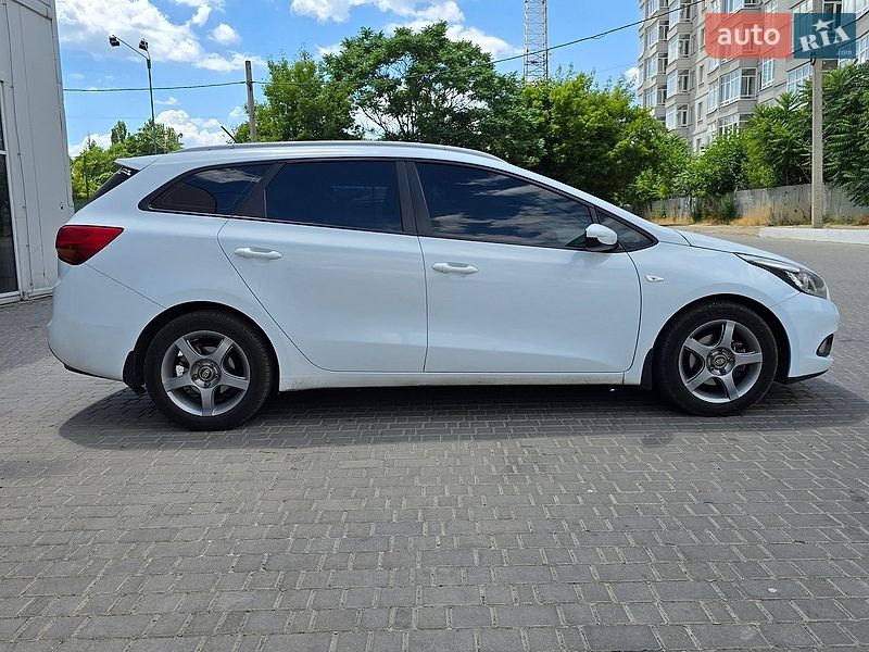 Універсал Kia Ceed 2013 в Одесі