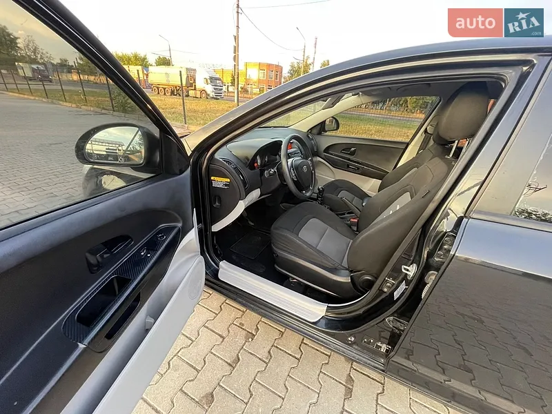 Kia Ceed 2007 VIN Y6LFF24127L000073 фото оголошення 21 з 55