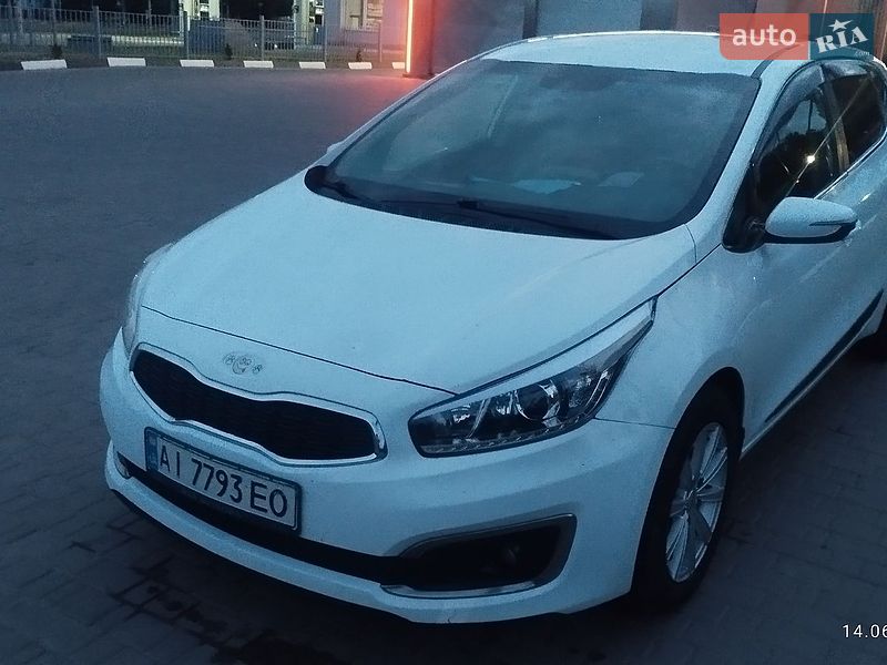 Хэтчбек Kia Ceed 2016 в Броварах