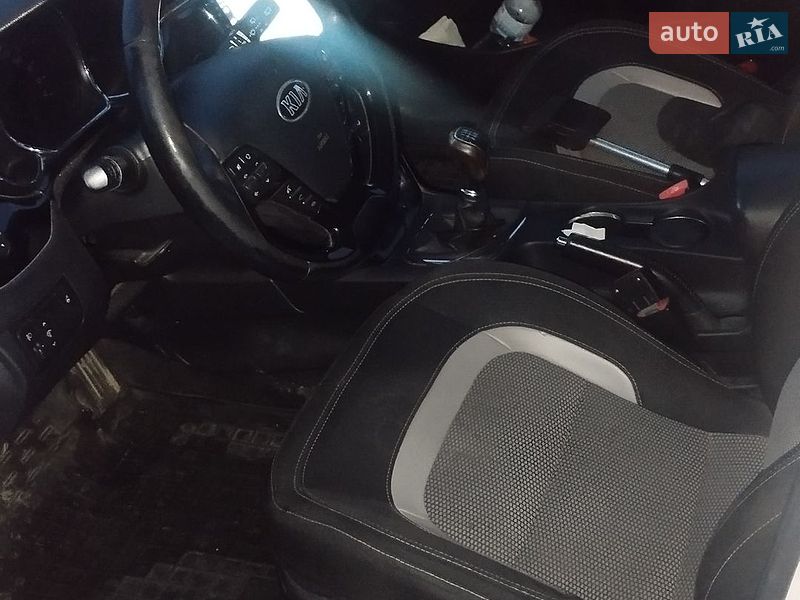Хэтчбек Kia Ceed 2016 в Броварах