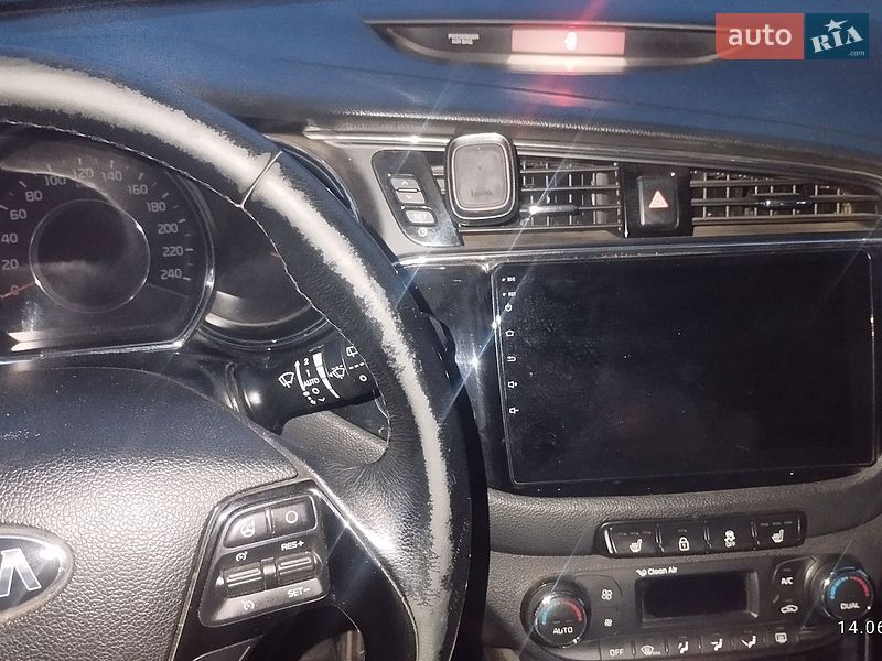 Хэтчбек Kia Ceed 2016 в Броварах