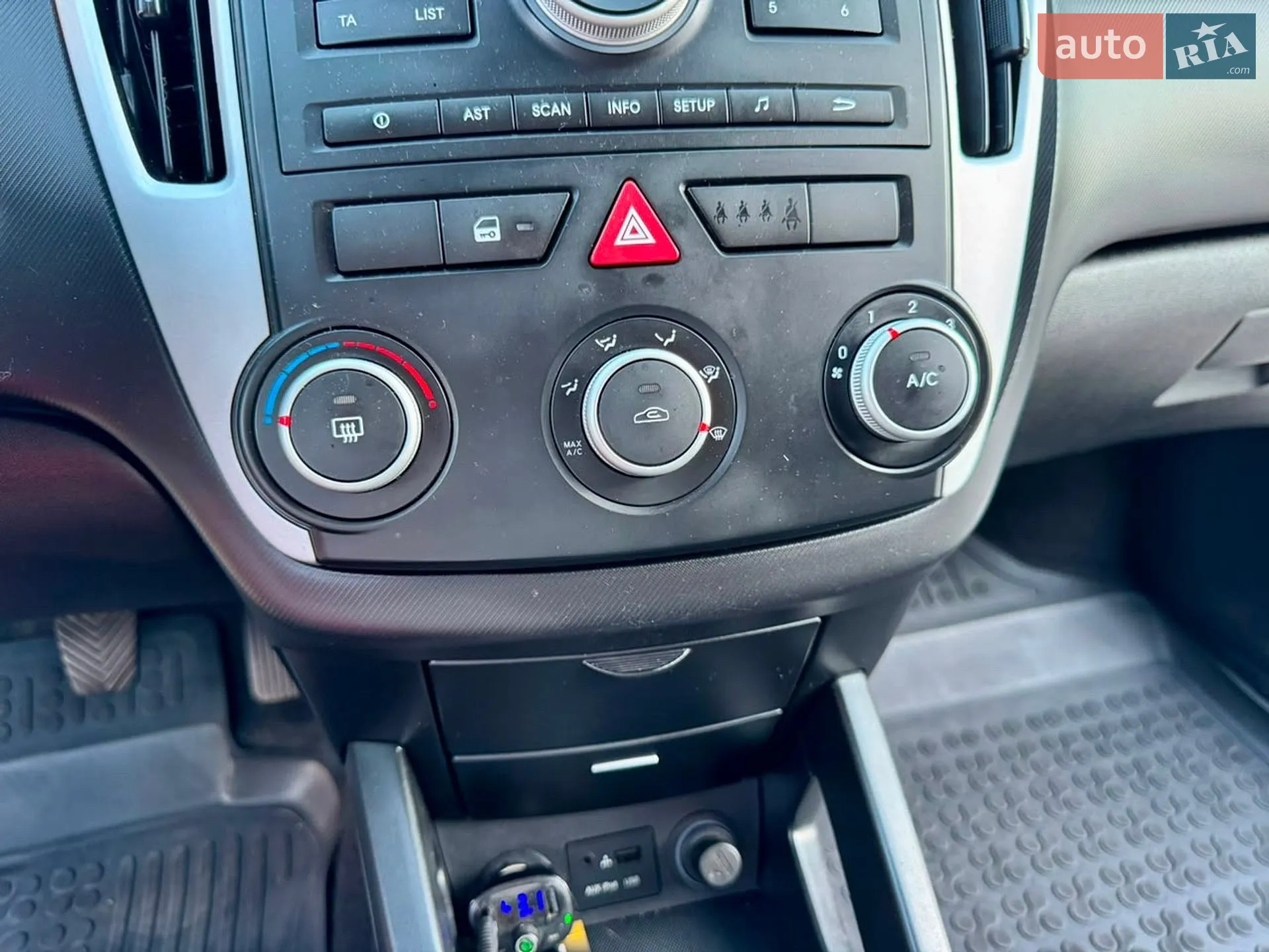 2012 Kia Cee'd - мініатюра 30