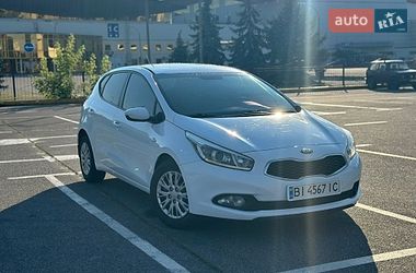 Хетчбек Kia Ceed 2012 в Києві фото Хетчбек Kia Ceed 2012 в Києві