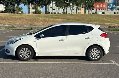 Хетчбек Kia Ceed 2012 в Києві фото 10 Хетчбек Kia Ceed 2012 в Києві
