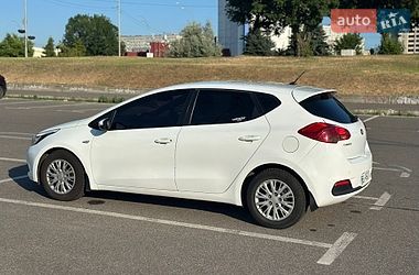 Хетчбек Kia Ceed 2012 в Києві фото 11 Хетчбек Kia Ceed 2012 в Києві