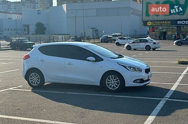 Хетчбек Kia Ceed 2012 в Києві фото 13 Хетчбек Kia Ceed 2012 в Києві