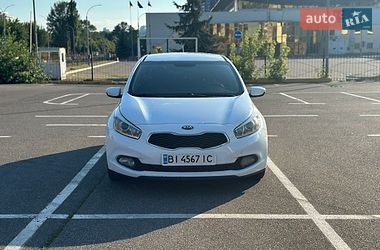 Хетчбек Kia Ceed 2012 в Києві фото 21 Хетчбек Kia Ceed 2012 в Києві
