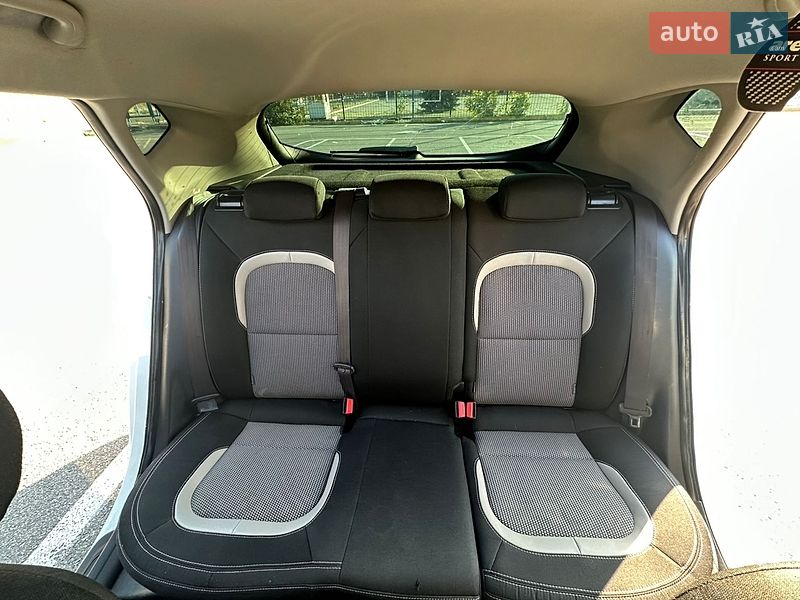 Хетчбек Kia Ceed 2012 в Києві фото 38 Хетчбек Kia Ceed 2012 в Києві