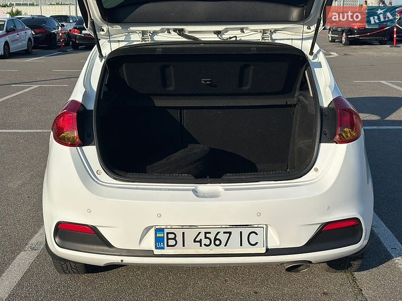 Хетчбек Kia Ceed 2012 в Києві фото 40 Хетчбек Kia Ceed 2012 в Києві
