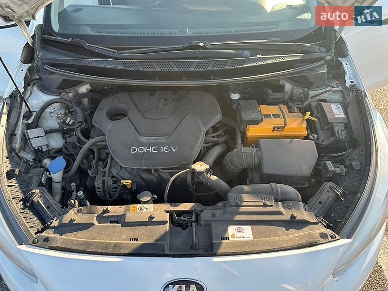 Хетчбек Kia Ceed 2012 в Києві фото 42 Хетчбек Kia Ceed 2012 в Києві