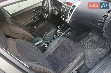 Универсал Kia Ceed 2010 в Дунаевцах