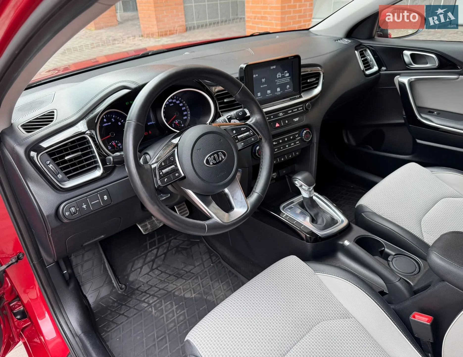 2018 Kia Cee'd - мініатюра 21