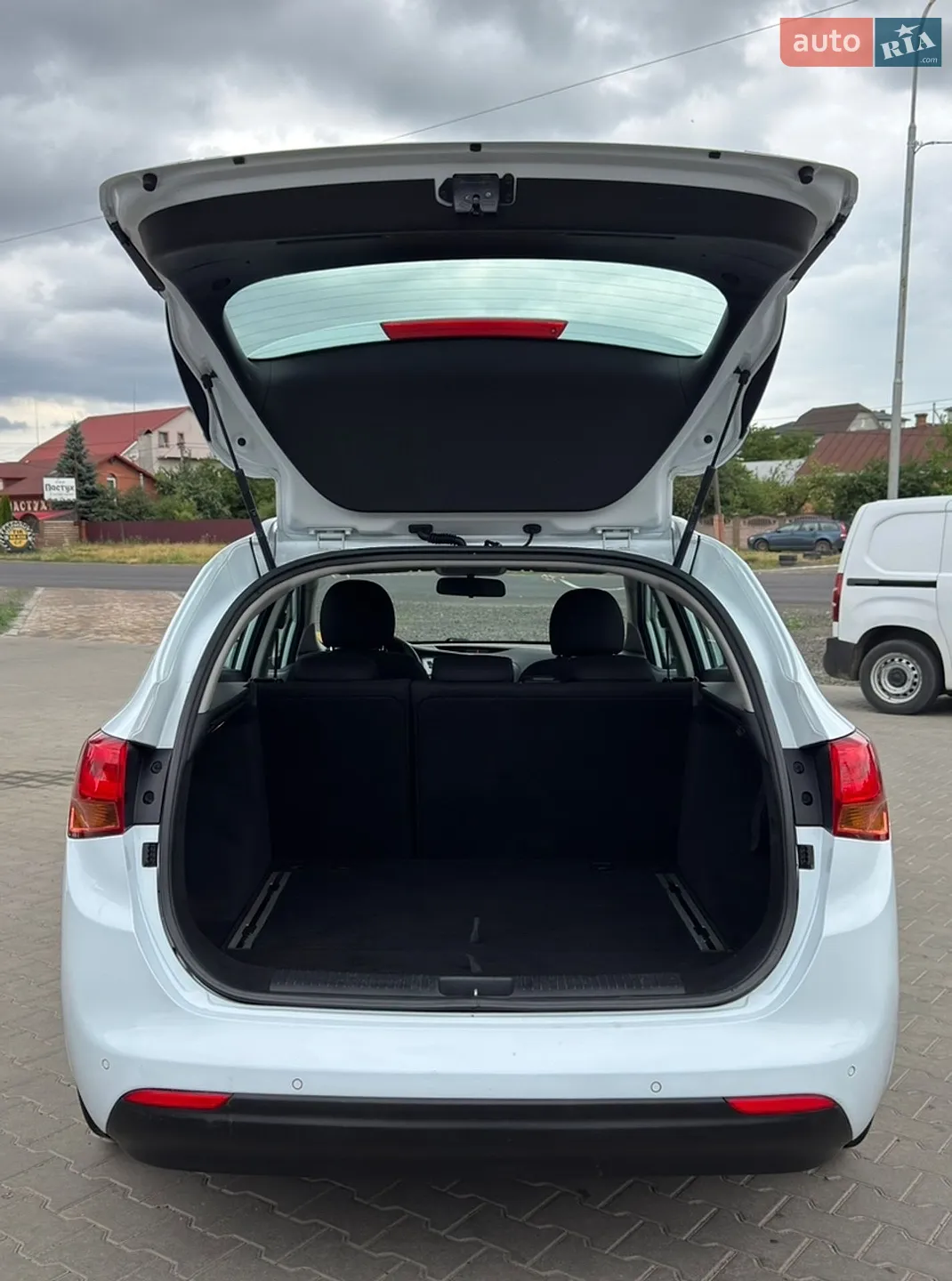 2014 Kia Cee'd - мініатюра 46