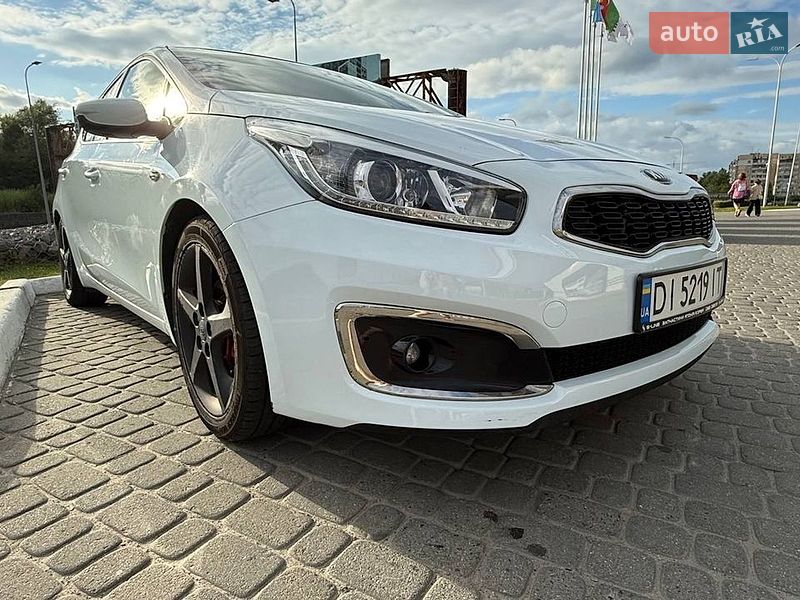 Хетчбек Kia Ceed 2016 в Львові