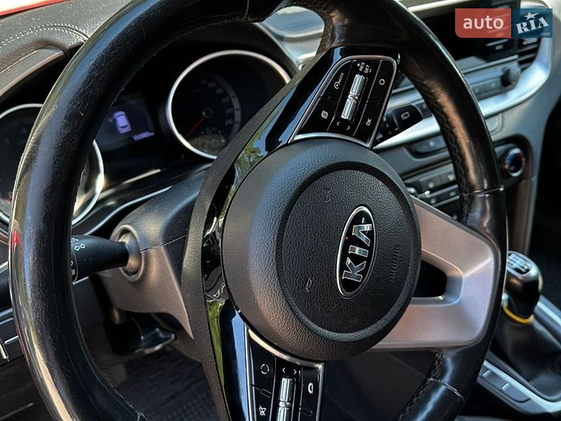Універсал Kia Ceed 2019 в Черкасах